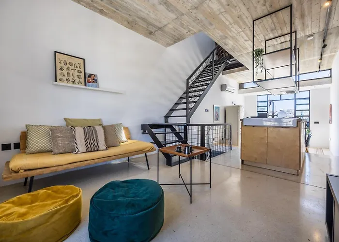 Charming & Elegant Townhouse In Central Malta